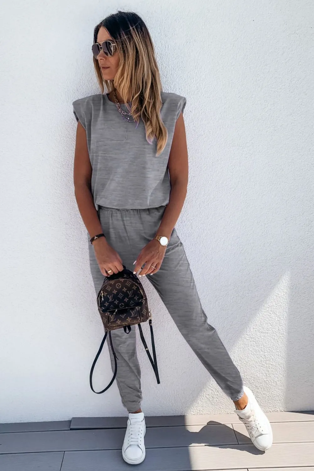 *APP EXCLUSIVE* Top and Joggers Lounge Set