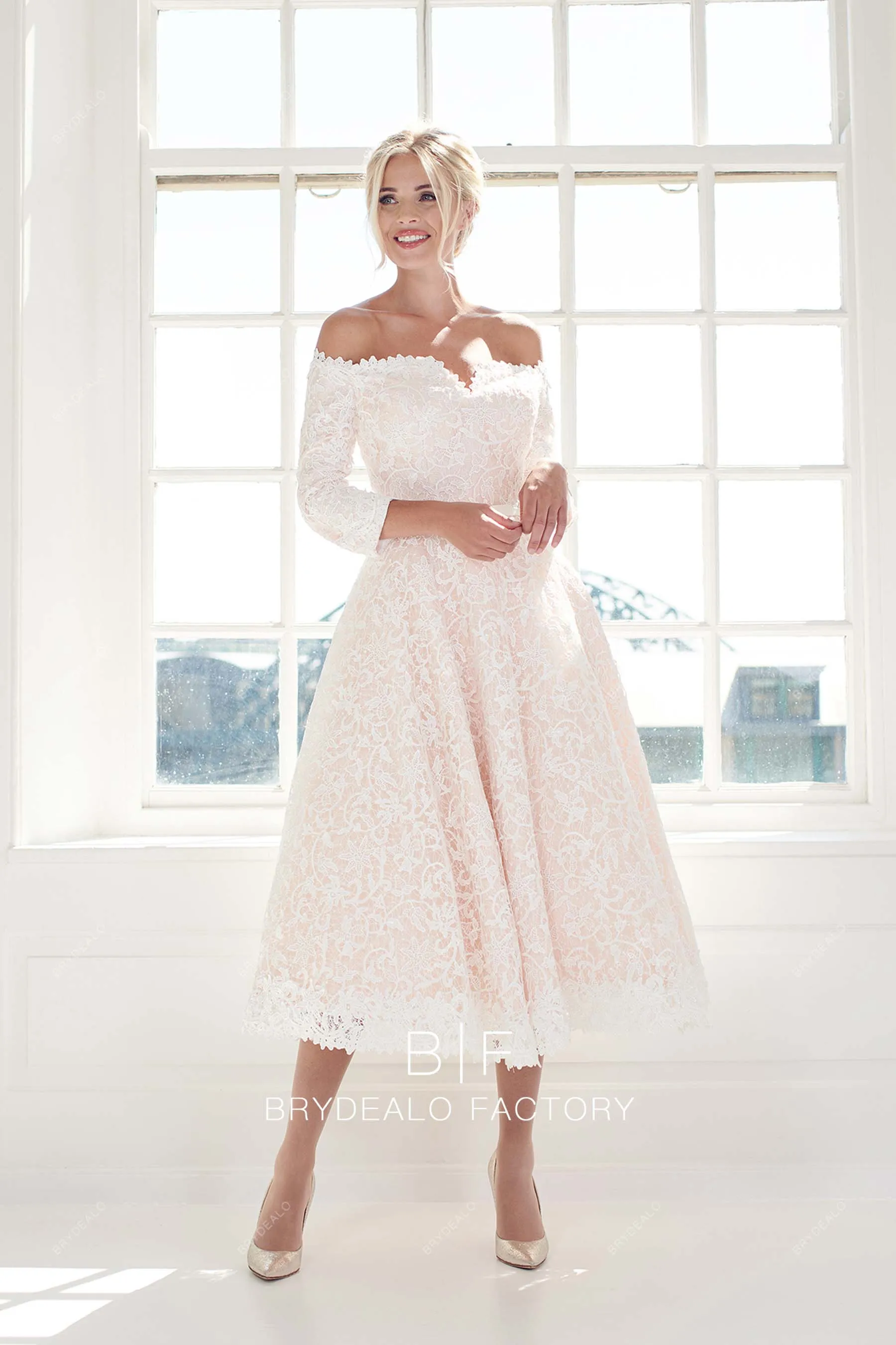 Beautiful Lace Pearl Pink V-cut Off Shoulder Short Bridal Dress