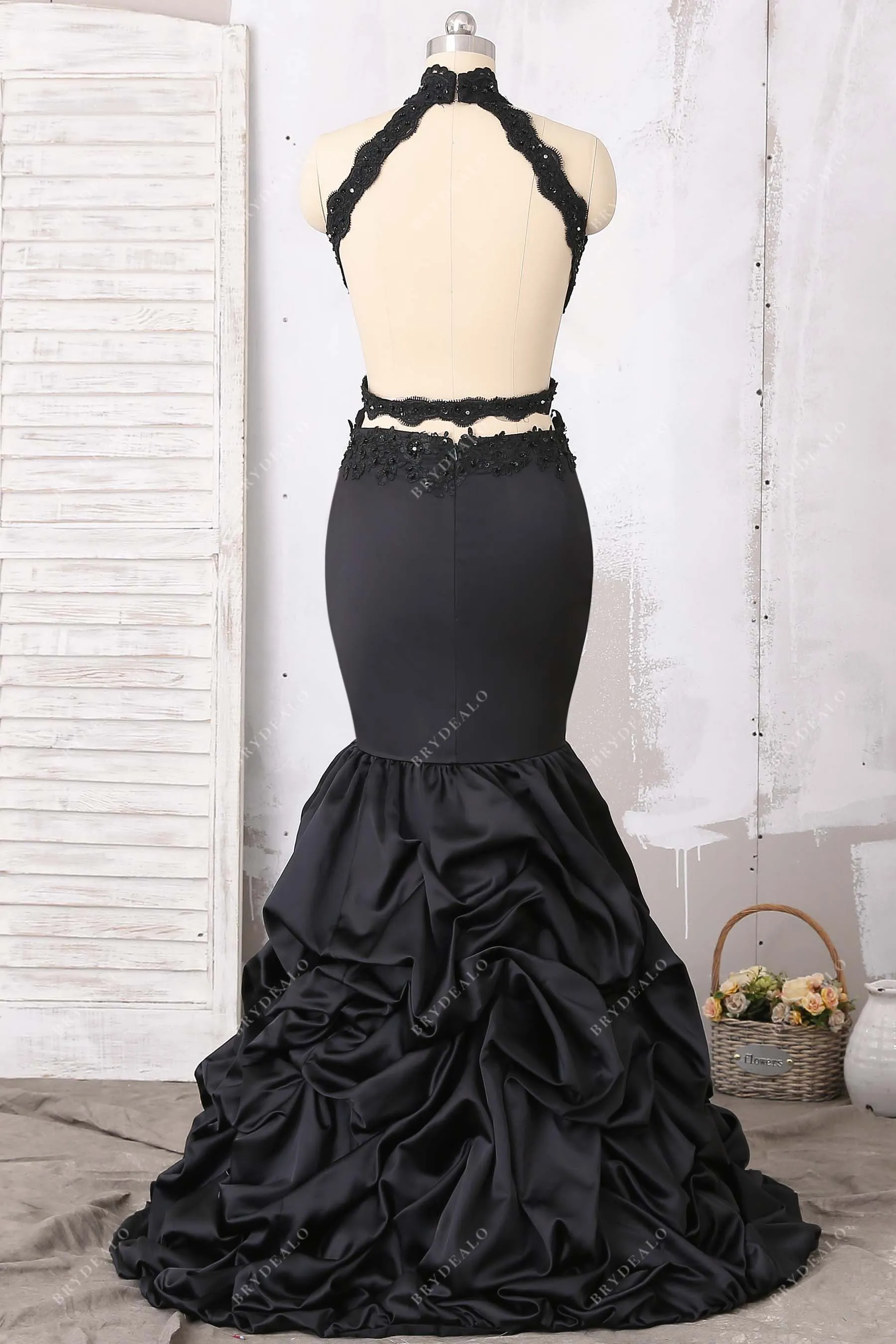 Black Beaded Cutout Pick-up Trumpet Prom Dress