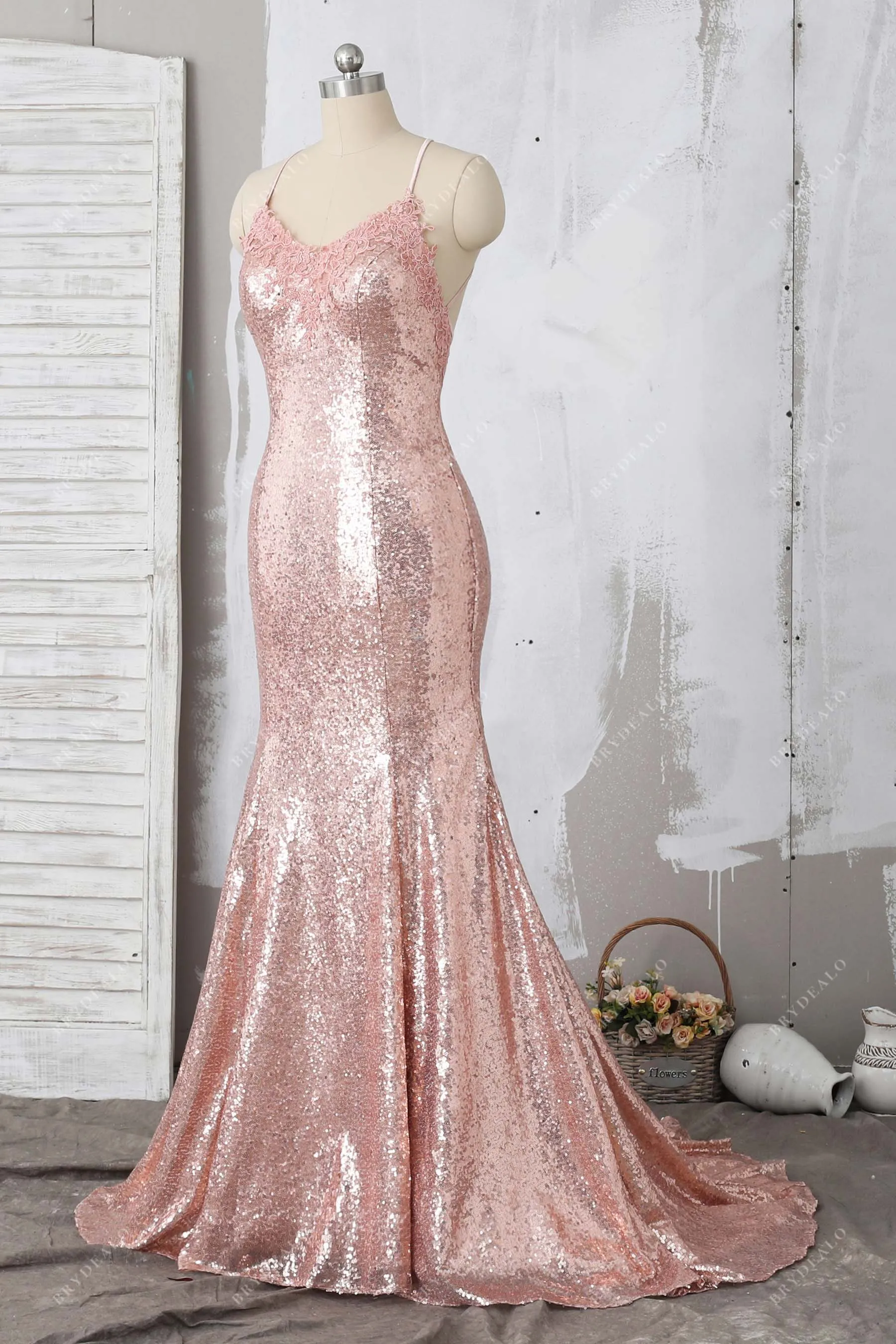 Elegant Lace Appliqued Rose Pink Sequin Mermaid Prom Gown