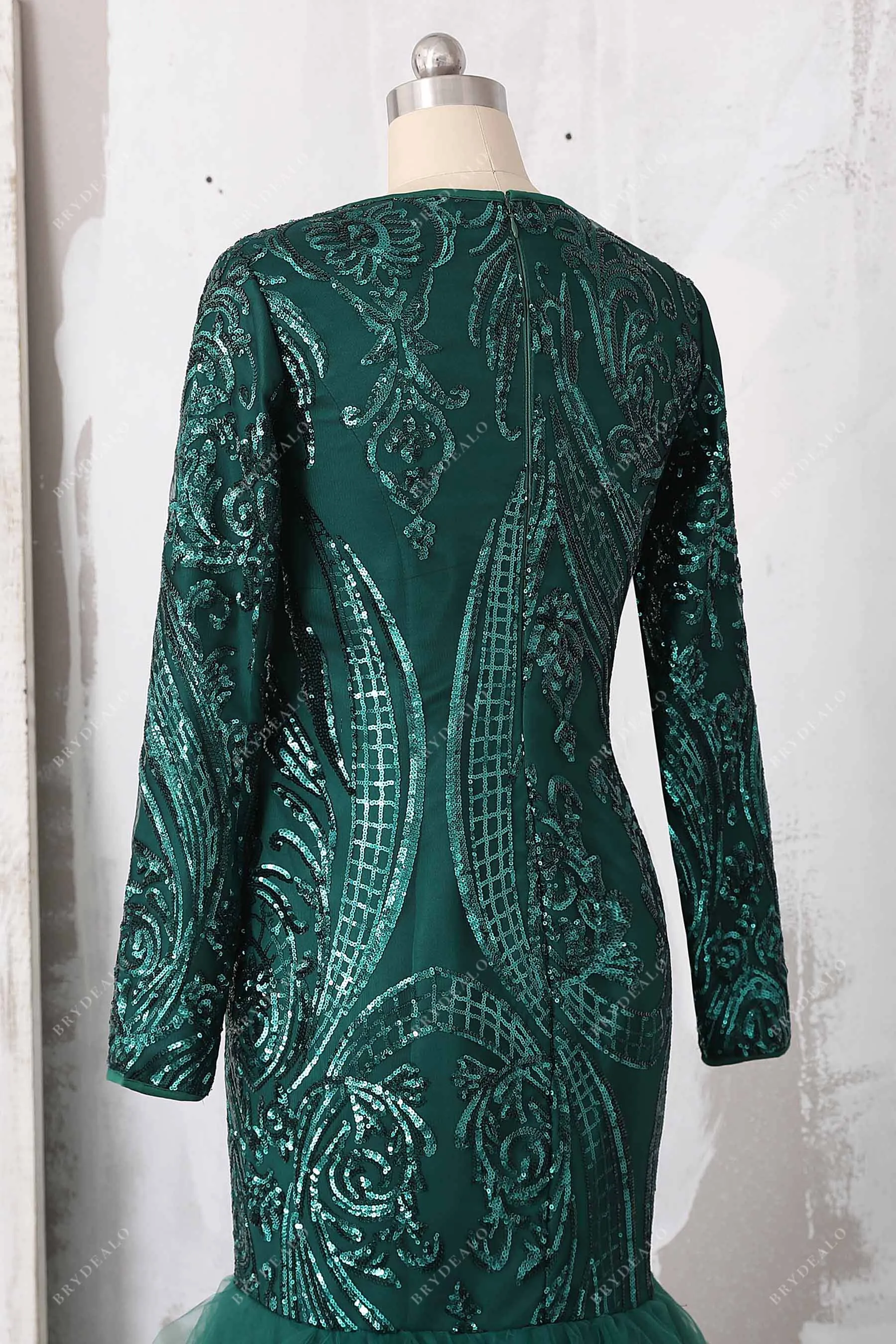 Emerald Sequin Tulle V-neck Long Sleeve Prom Gown