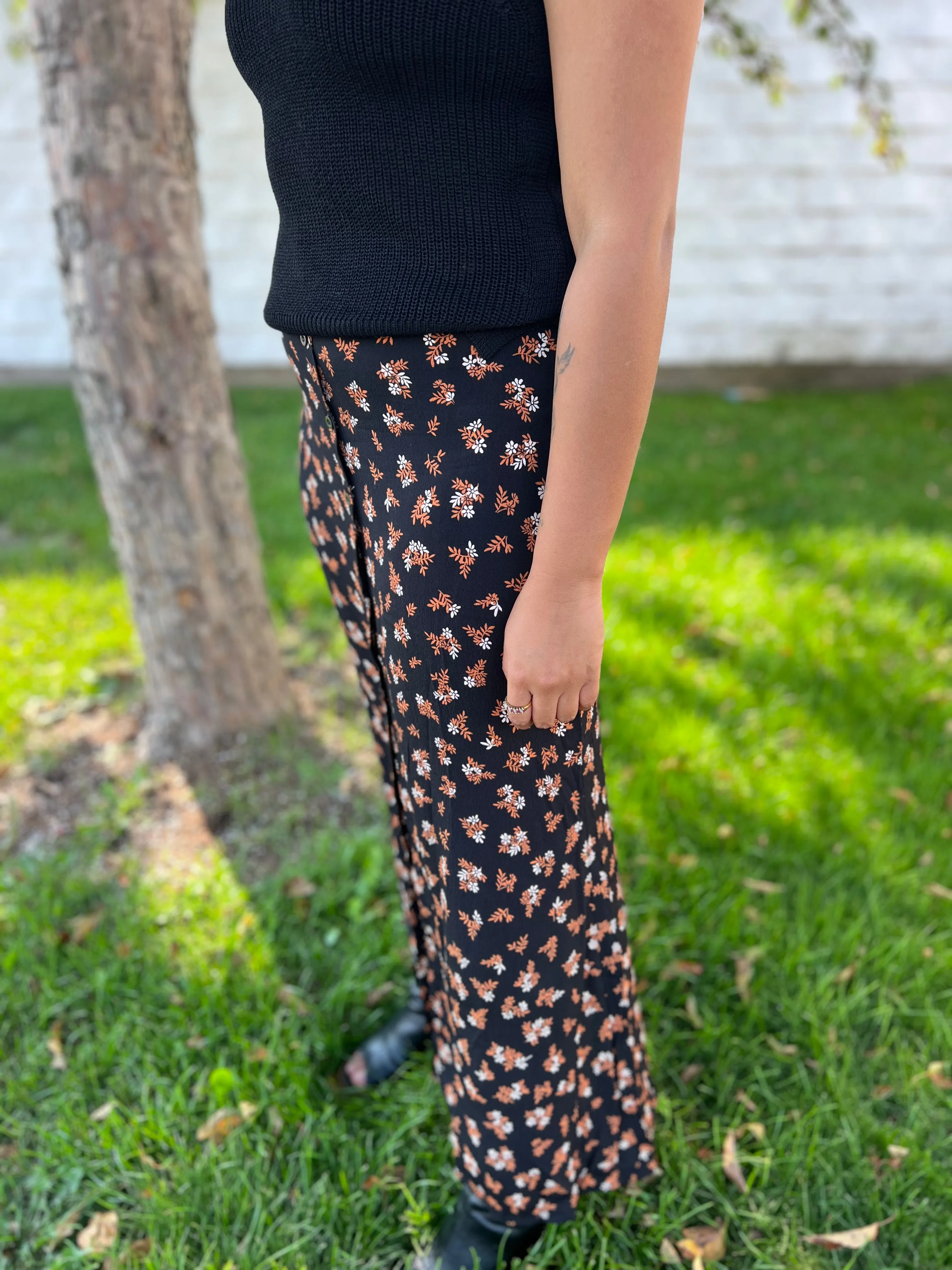 Floral Button Front Split Hem Midi Skirt