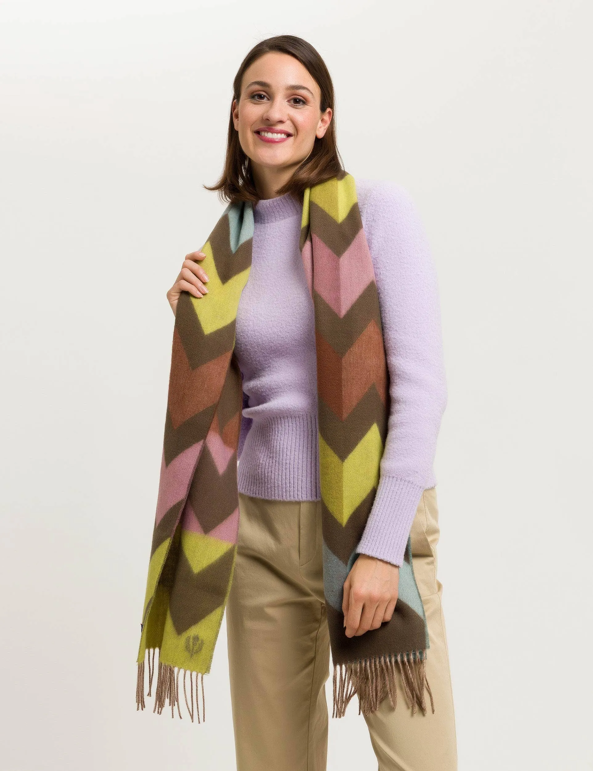 FRAAS - The Scarf Company - Chevron Zig Zag Eco: Dark Olive