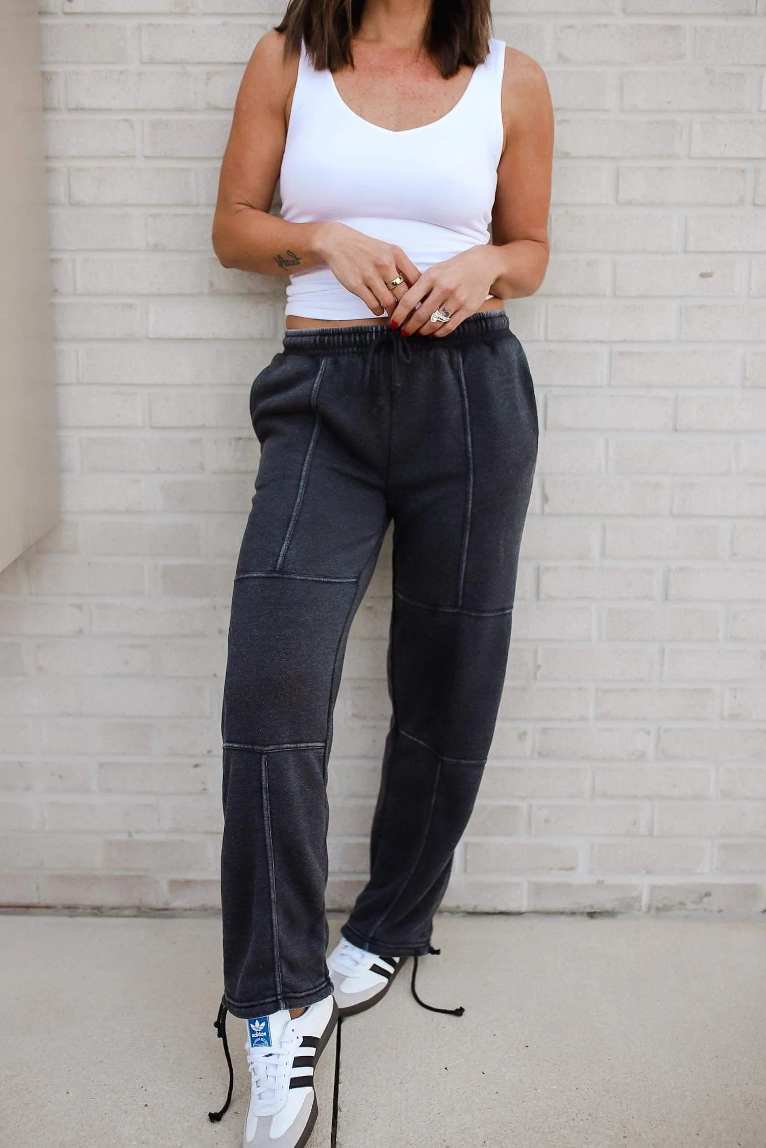 HYFVE Stitched Design Drawstring Sweatpants