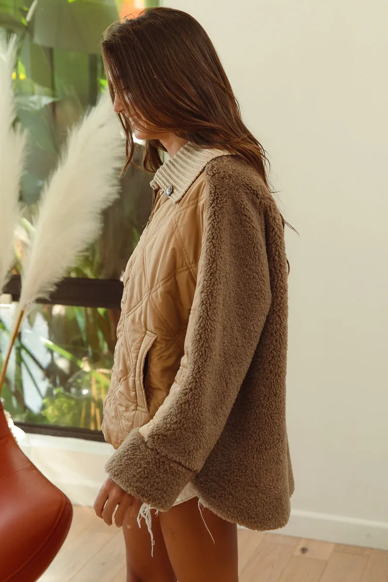 IT2517-01 | QUILTED JACKET SHERPA COMBO COLLARED JACKET