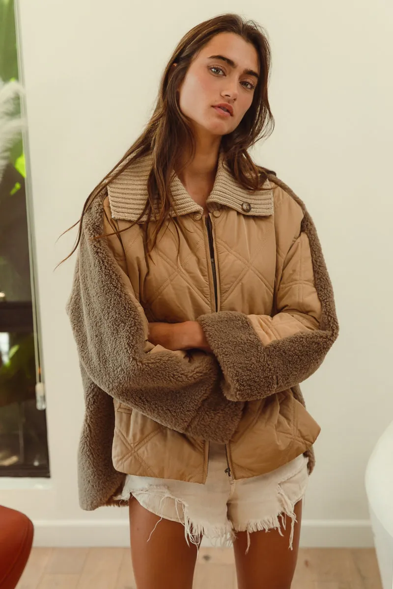 IT2517-01 | QUILTED JACKET SHERPA COMBO COLLARED JACKET