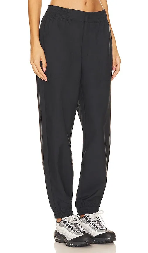 Jordan Sport Core Sweatpants in Black