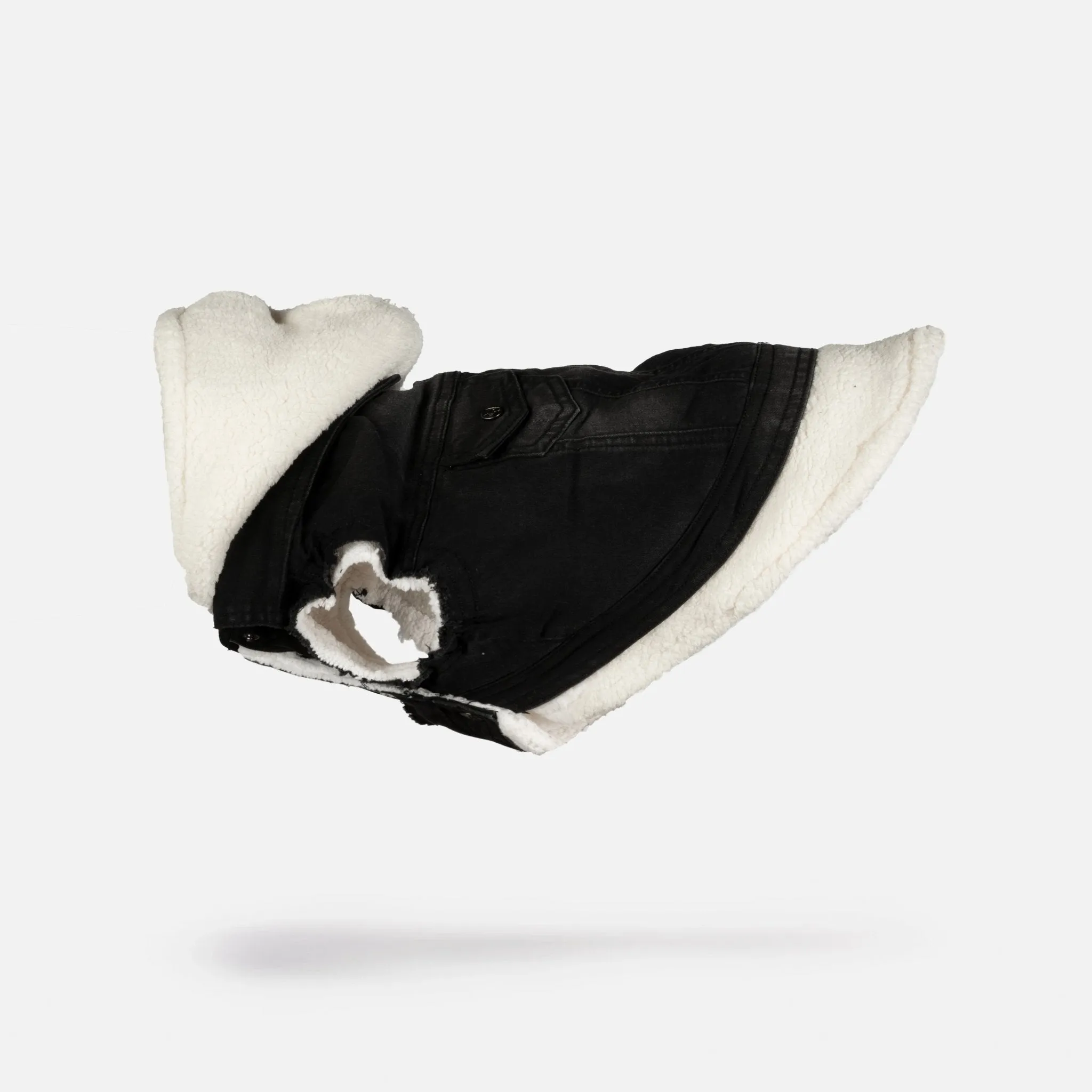 Justin – Black Denim Dog Jacket with Sherpa Lining | Stylish, Warm & Leash-Friendly