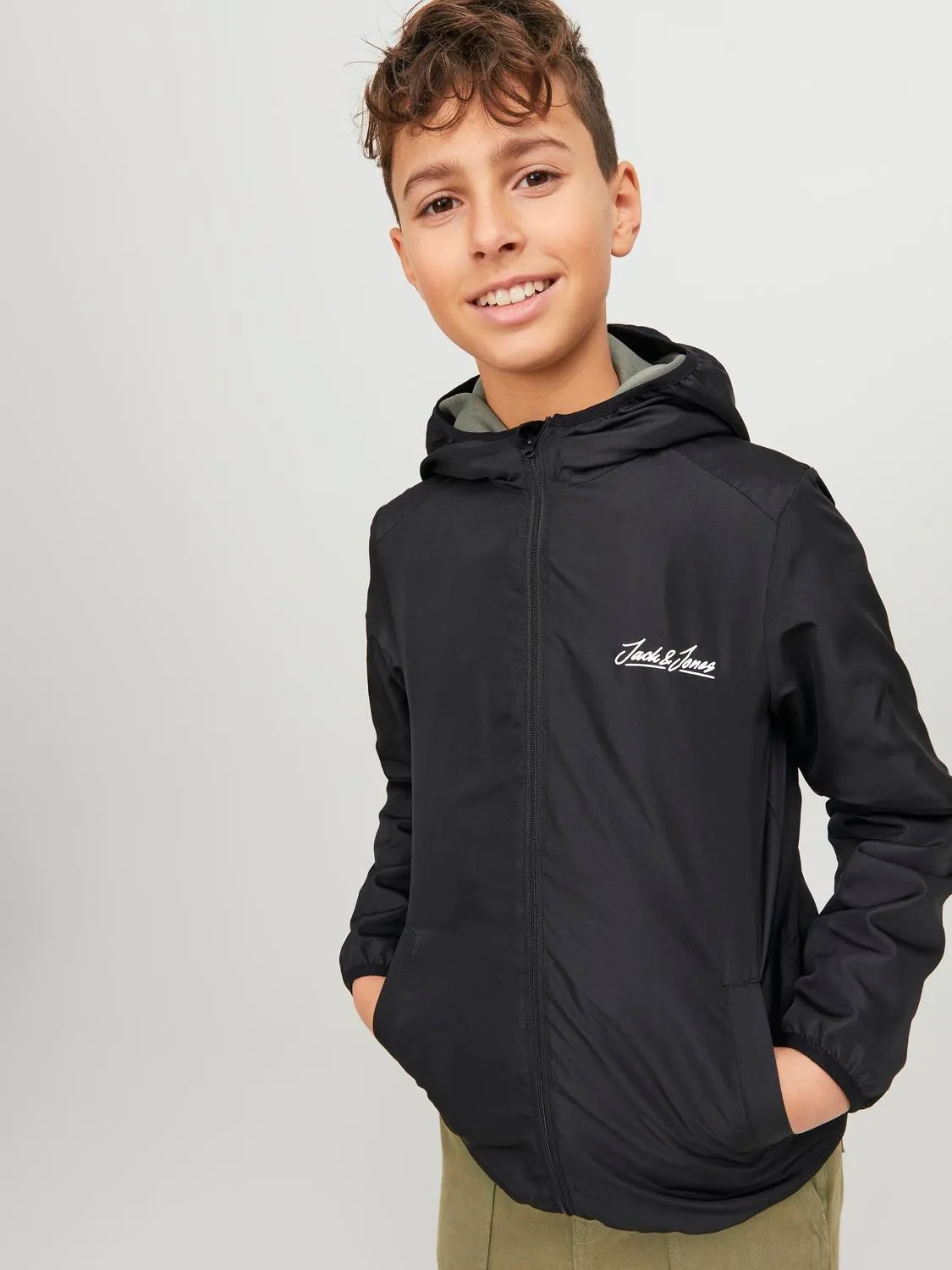 Parka com Capuz - Preto