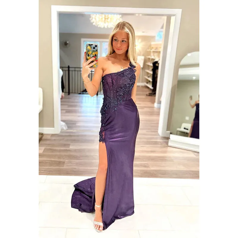 Sexy & Hot One Shoulder Side Slit Sheath Prom Dress With Applique
