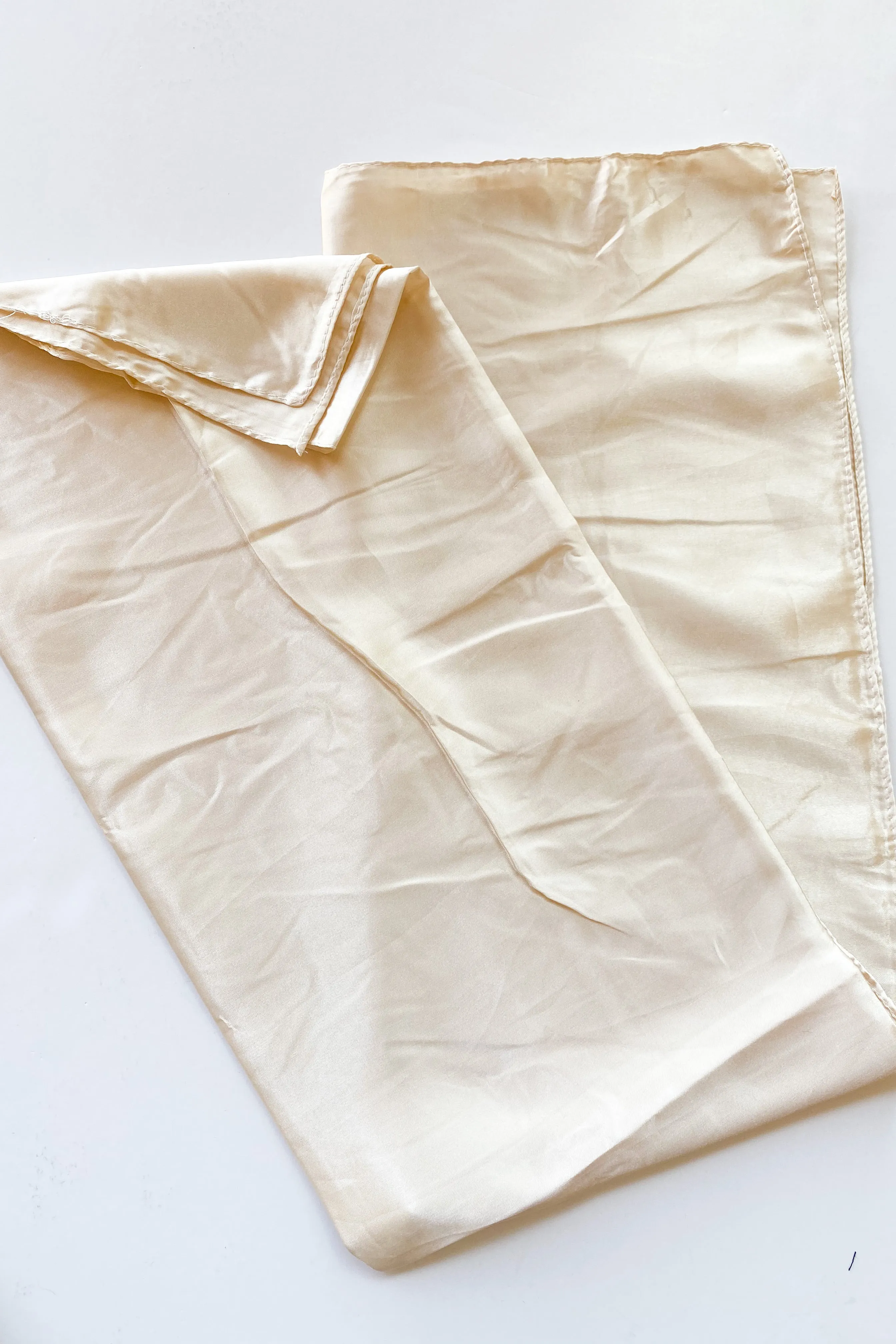 simple beauty scarf