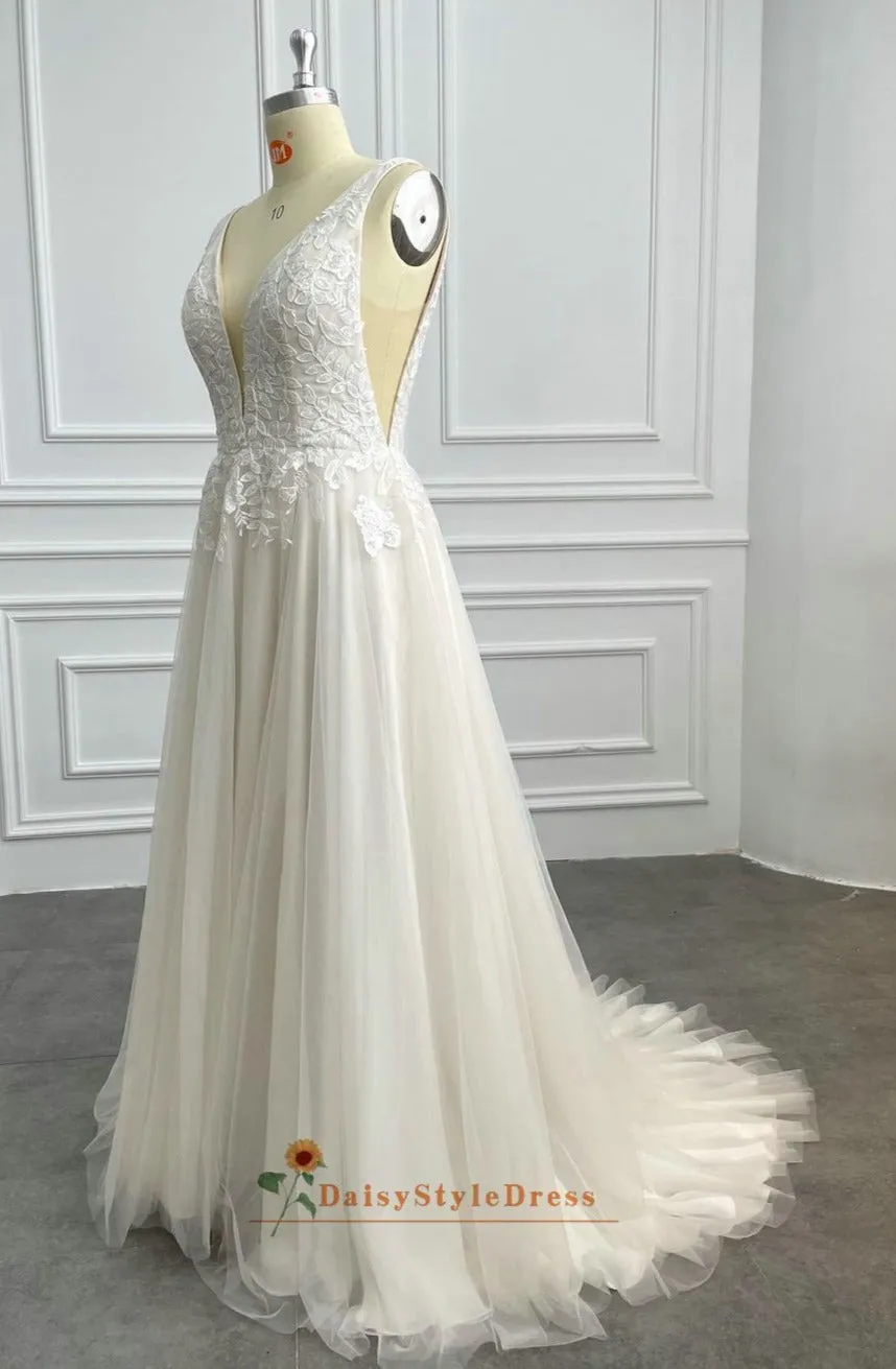 Simple V-back Summer Wedding Dress