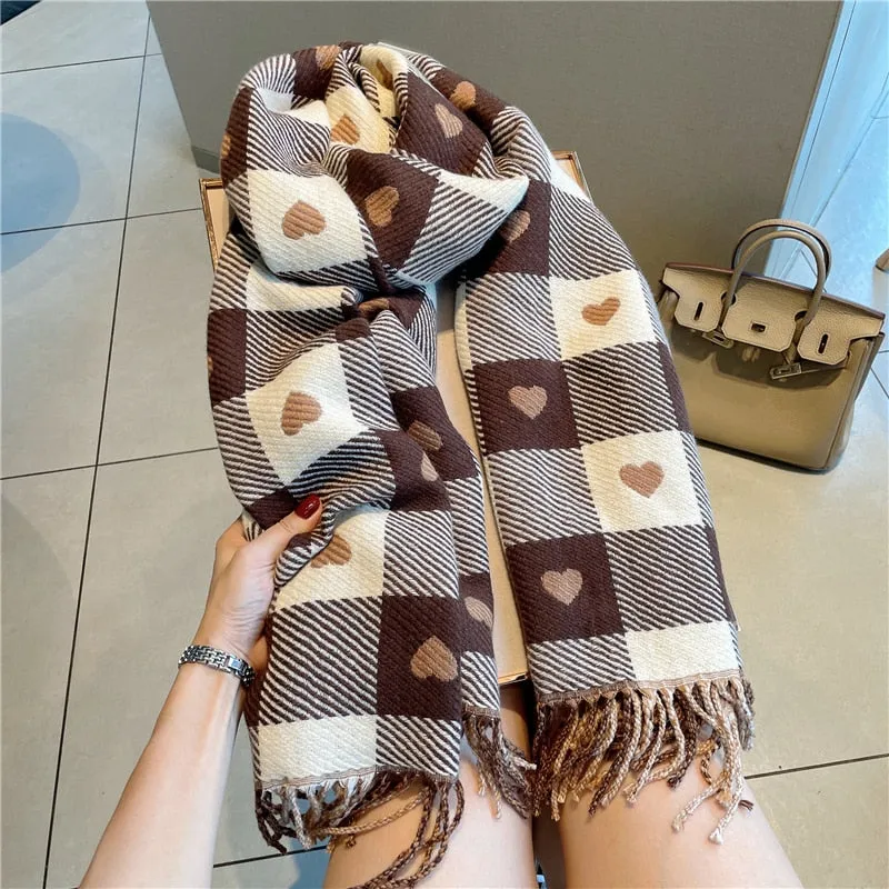Women Cashmere Knitted Heart-pattern Plaid Scarf