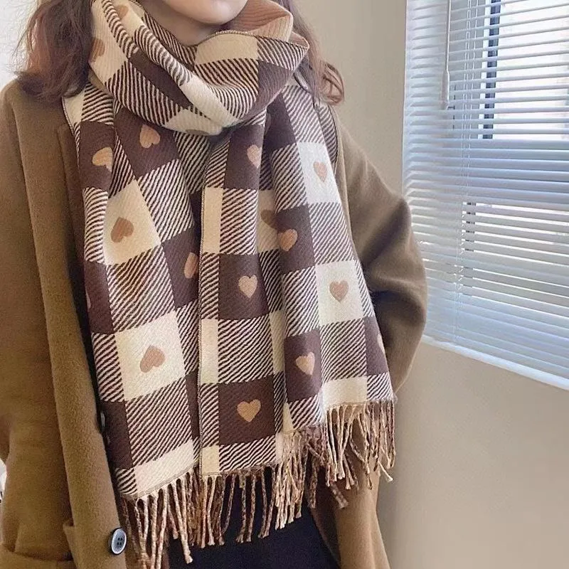 Women Cashmere Knitted Heart-pattern Plaid Scarf